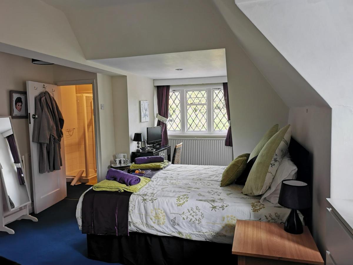 Peaceful Retreat Hideaway Surrey Daire Esher Dış mekan fotoğraf