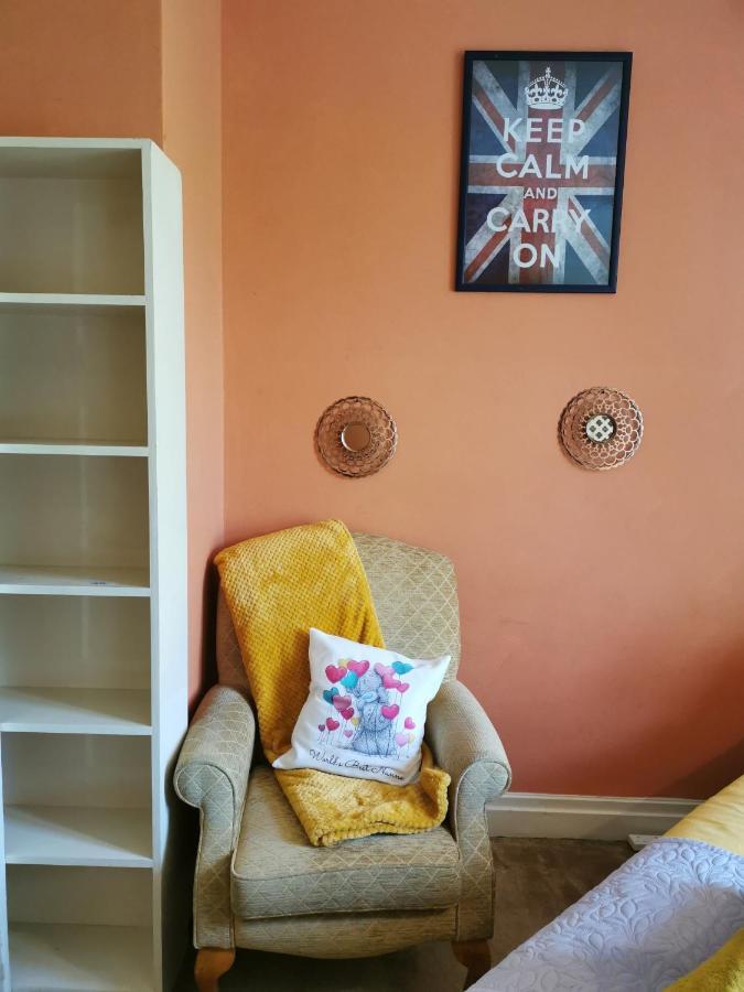 Peaceful Retreat Hideaway Surrey Daire Esher Dış mekan fotoğraf